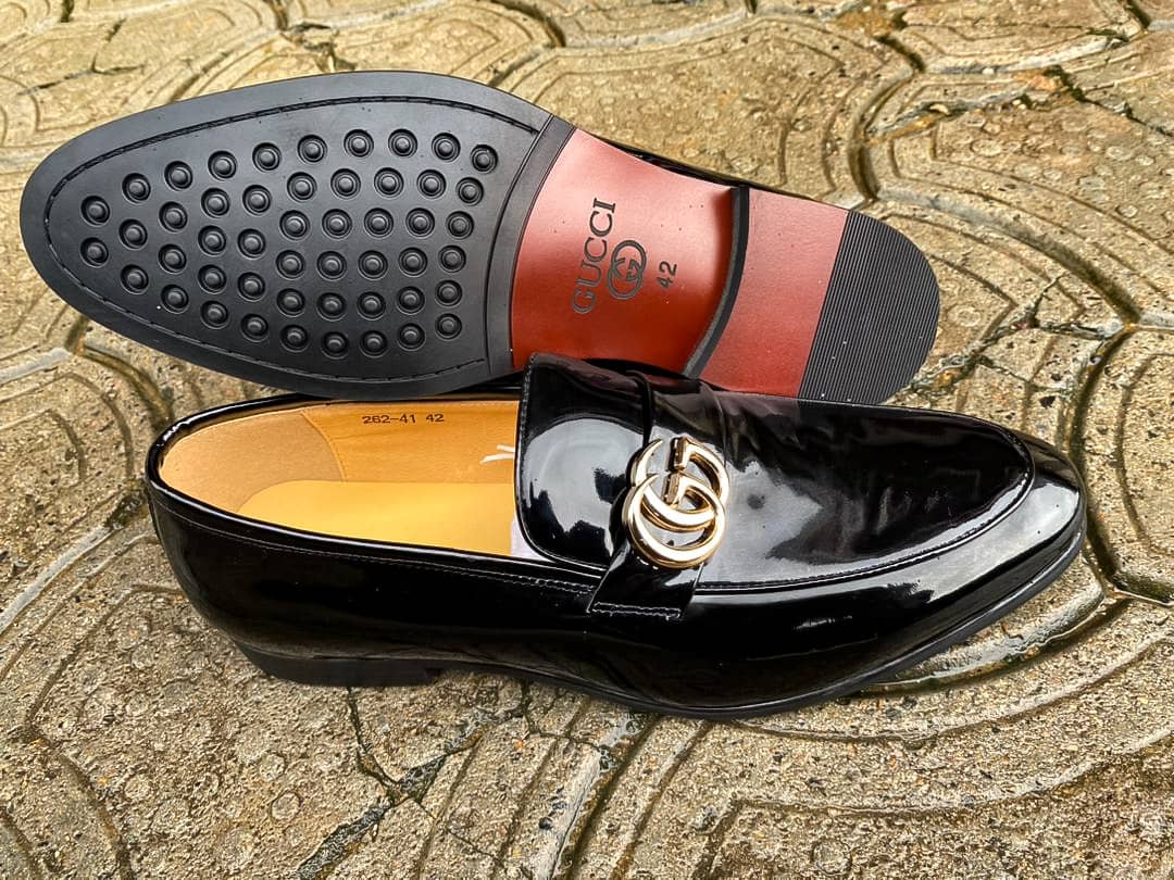 Chaussures homme élégantes violettes – Style premium et raffiné